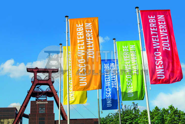 Das 55 Meter hohe Doppelbock-Fördergerüst [A1] ist das Wahrzeichen des UNESCO-Welterbe Zollverein, der Stadt Essen und des gesamten Ruhrgebiets.

Areal A [Schacht XII], Fördergerüst [A1]